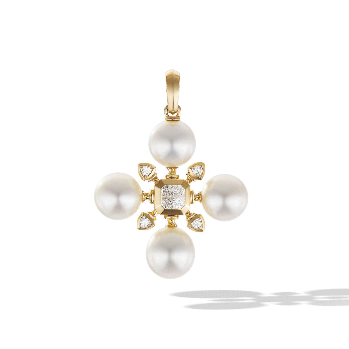 David Yurman Renaissance Pearl Pendant with 18K Yellow Gold and D