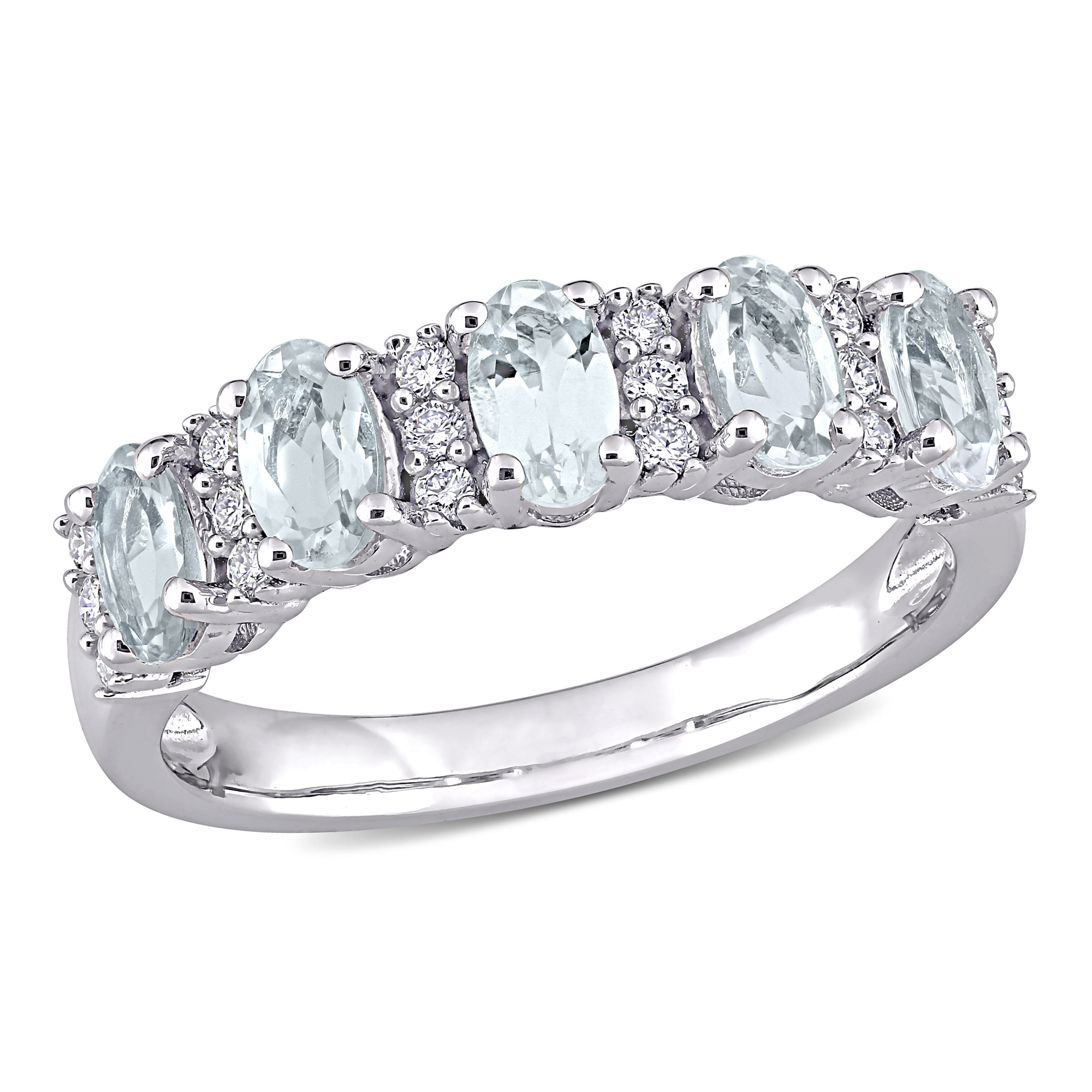 Oval Aquamarine and 1/6ctw Diamond White Gold Ring | Size 4
