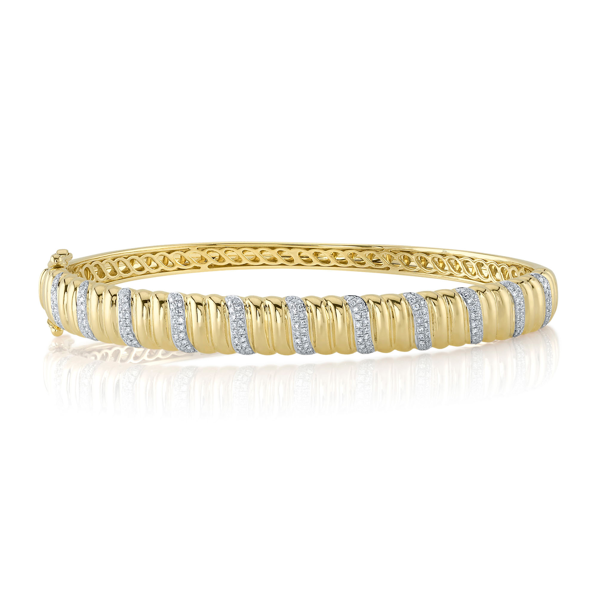 Shy Creation  1/2ctw Diamond Swirl Yellow Gold Bangle Bracelet