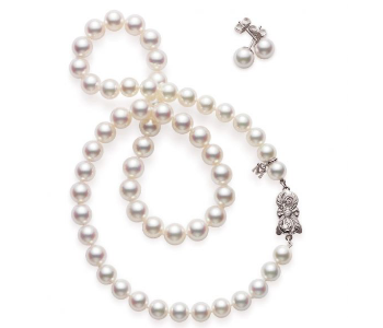 MIKIMOTO Akoya Cultured Pearl Pearl Strand, Bracelet, and Earring Set