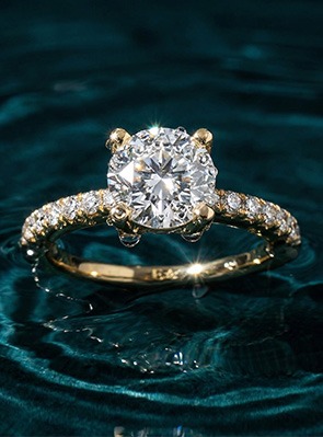 REEDS ECONIC Star Lab Grown Yellow Gold Diamond Solitaire Engagement Ring