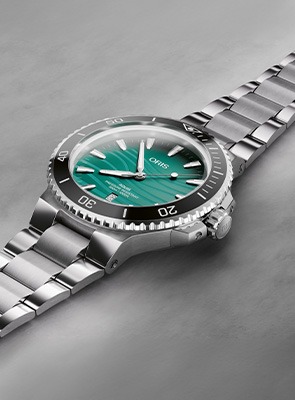 Oris Aquis Watch | REEDS Jewelers