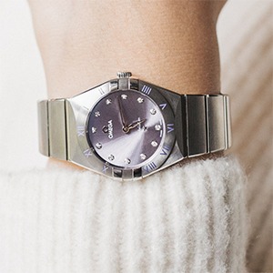 Lavender dial watch with silver bracelet for cool toned skin
