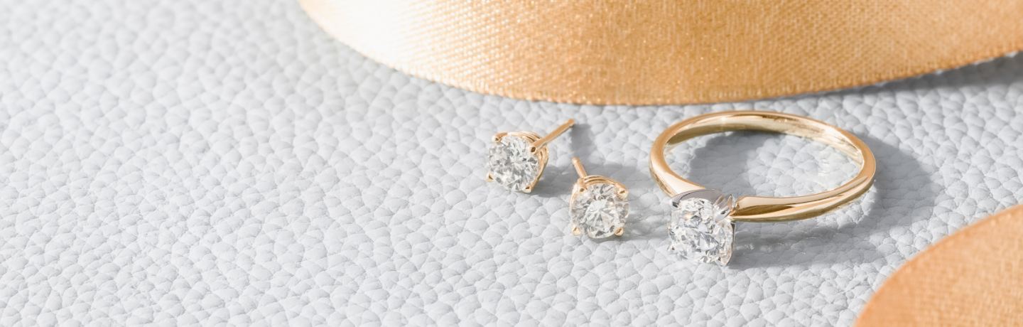Diamond Solitaire Jewelry