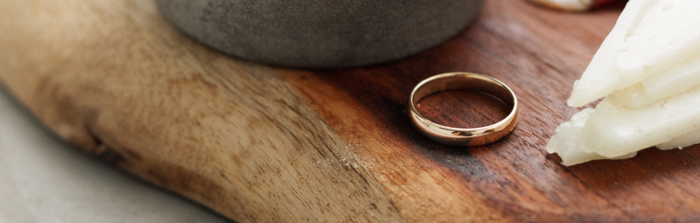 Yellow Gold Wedding Bands