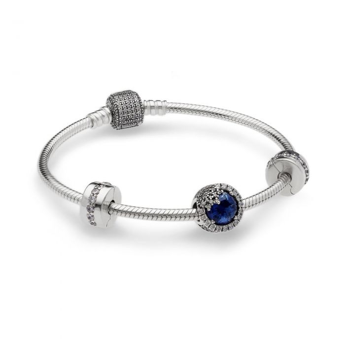 PANDORA Dazzling Snowflake Bracelet Gift Set | REEDS Jewelers