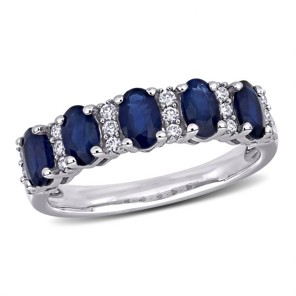 Oval Blue Sapphire and 1/6ctw Diamond White Gold Ring