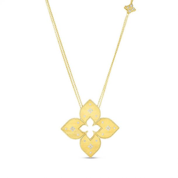 Roberto Coin Venetian Princess Lg Cut Out Pendant Long Chain Necklace 1 3ctw Reeds Jewelers
