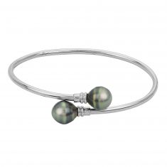Tahitian pearl hammered cuff